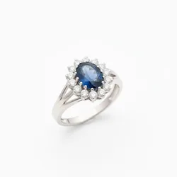 טבעת ספיר ויהלומים