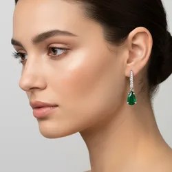 עגילים תלויים ואמרלד