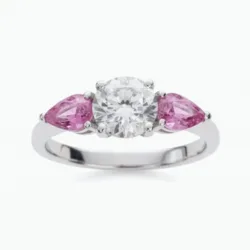 יהלום מרכזי וספירים ורודים